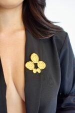 ORO18 Brooch - Image 2